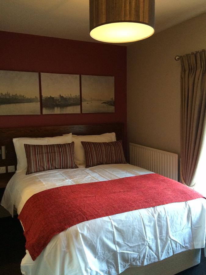 Woolpack Pub & Kitchen Bed & Breakfast สเกคเนส ห้อง รูปภาพ